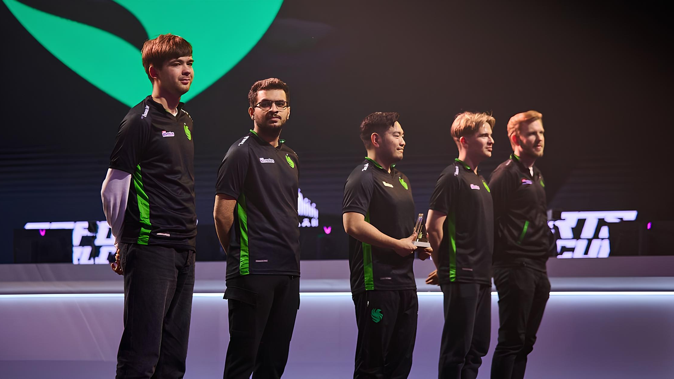 Team Falcons ушла из Dota 2 из-за смены приоритетов