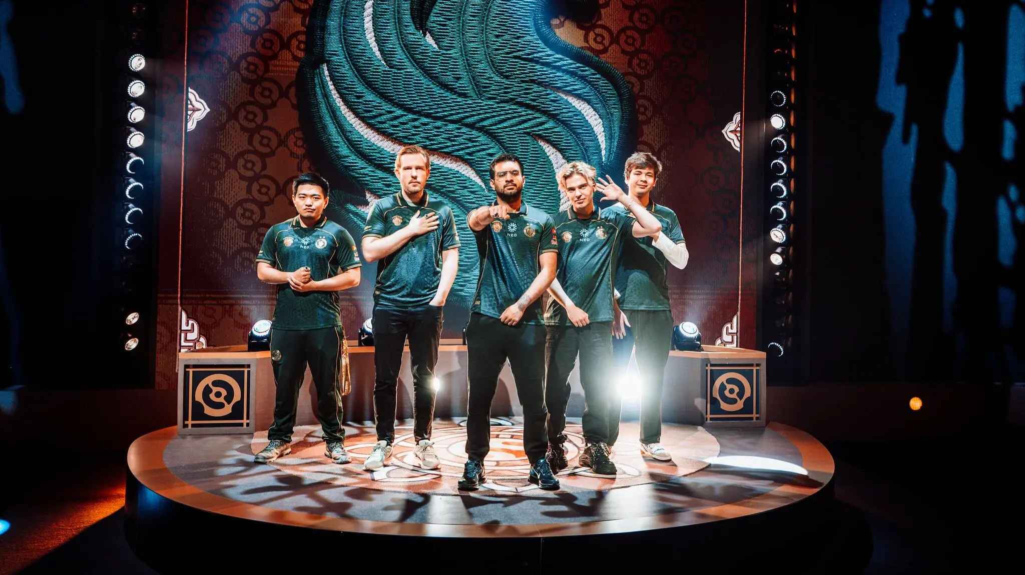 Почему Team Falcons рассталась с составом по Dota 2?