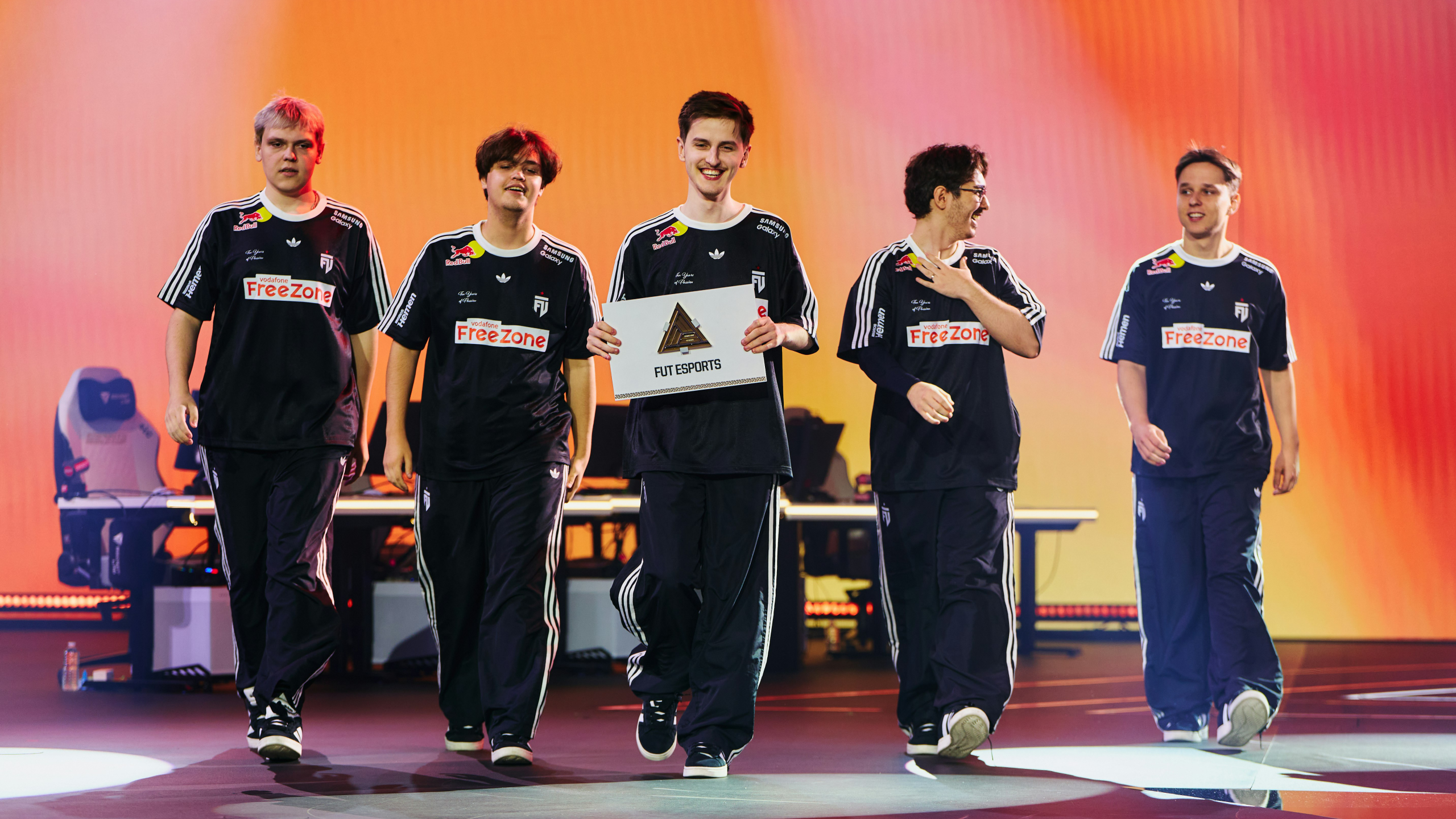 Team Spirit укрепила статус фаворита осеннего сезона CS2